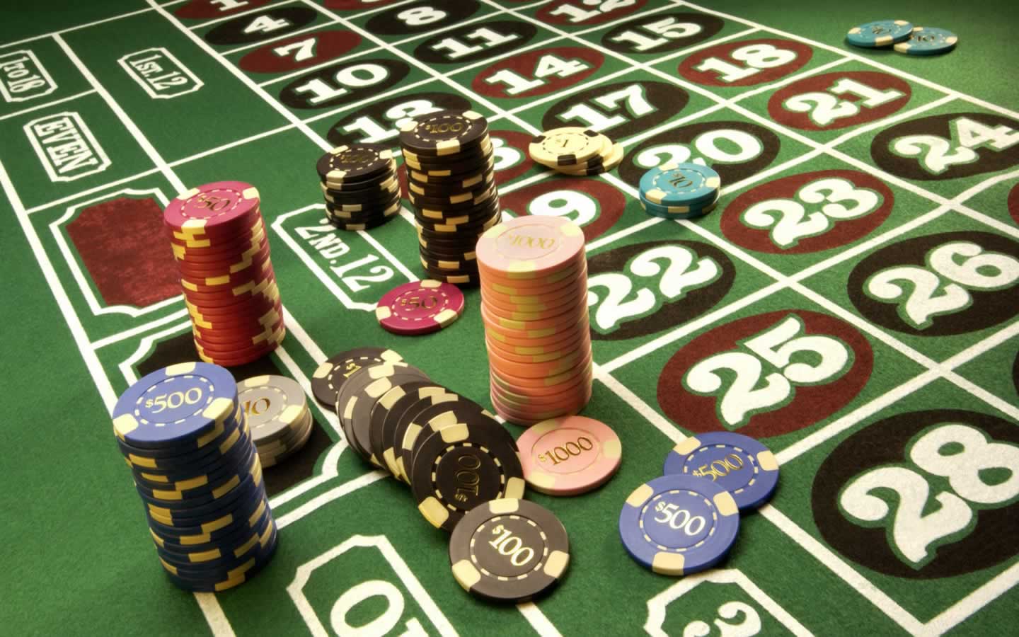 Best Online Casino Games for Novice Players Roulette Table
